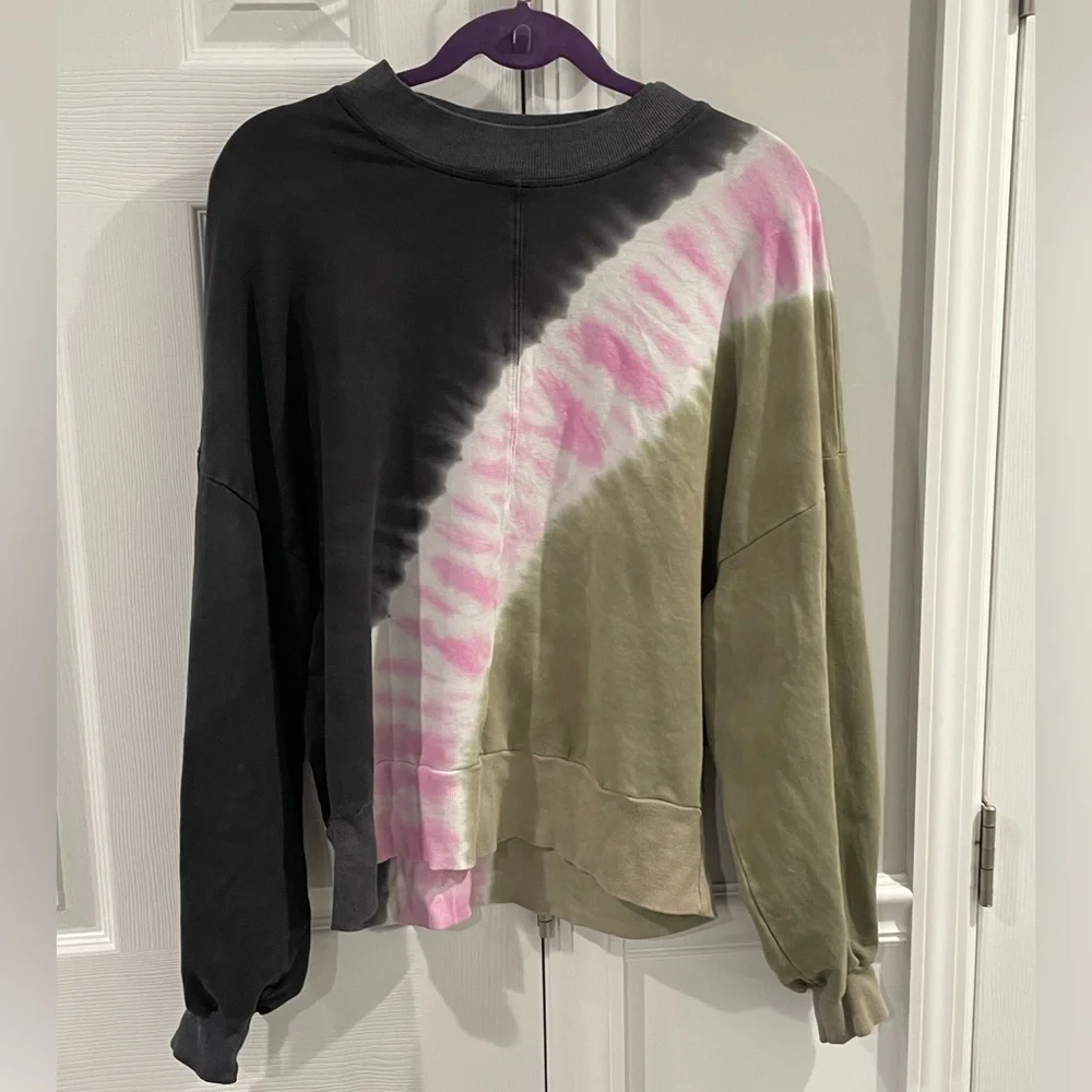 Electric & Rose Davis Pullover - Picture 2 of 6